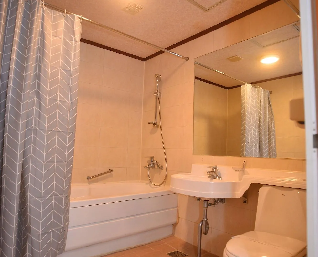 Noblesse Tourist Hotel Seul